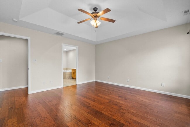 Building Photo - 2817/2819 Lynwood Hills Dr