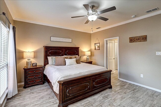 Building Photo - 5817 Bella Di Giorno Dr