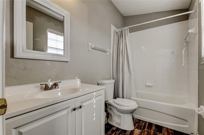 Building Photo - 3421 Santa Rita Ln