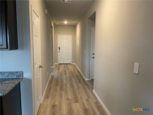 Building Photo - 2302 Merganser Dr