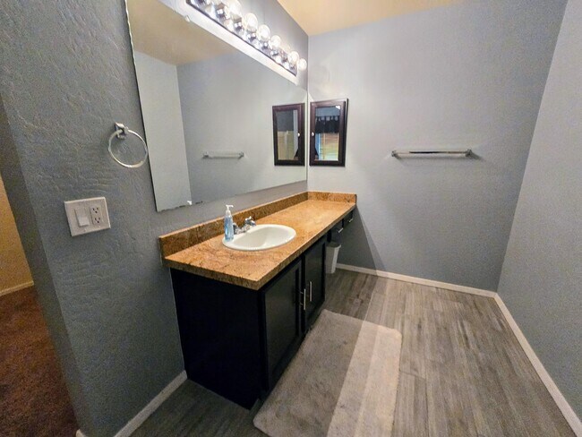 Building Photo - STUNNING 4 Bed, 2.5 Bath Oasis with Pool Your Dream Home Awaits!