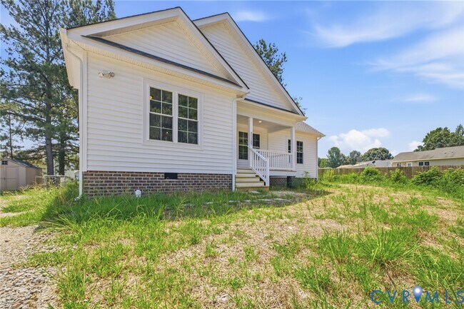 Building Photo - 21169 Baileys Ln
