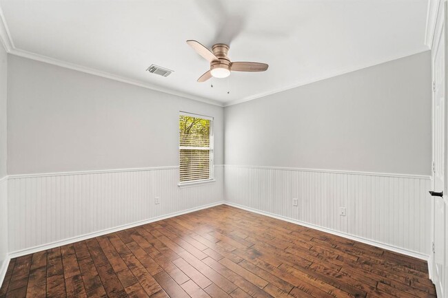 Building Photo - 26 Musgrove Pl
