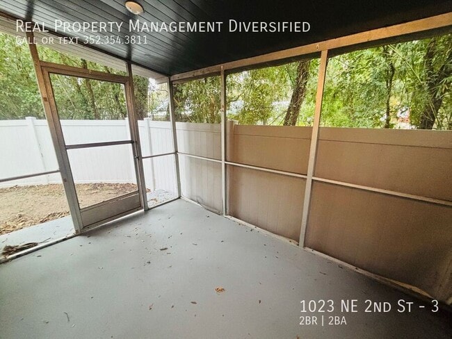 Building Photo - 1023 NE 2nd St