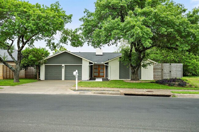 Building Photo - 7700 Manassas Dr