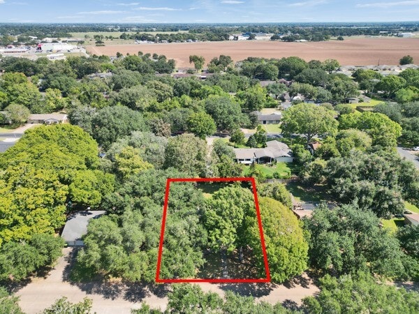 Building Photo - 1215 Briar Ln