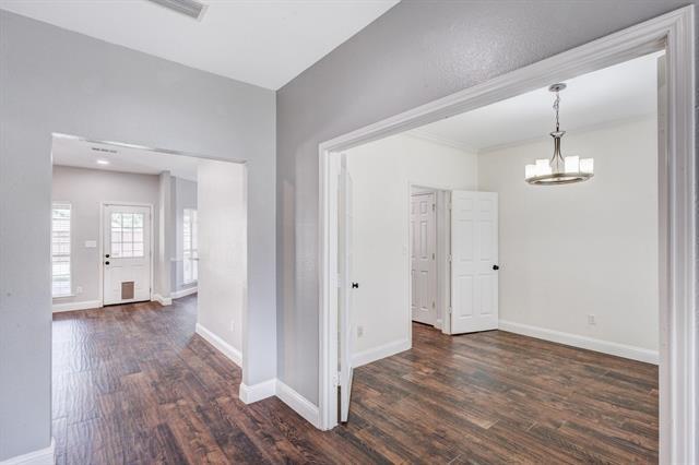 Building Photo - 6902 Wilhelmina Dr