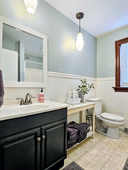 Building Photo - 1329 Landisville Rd