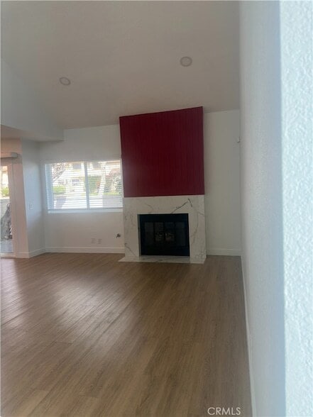 Building Photo - 897 Wabash Ct
