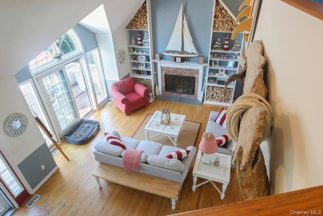 Building Photo - 270 N Sea Dr