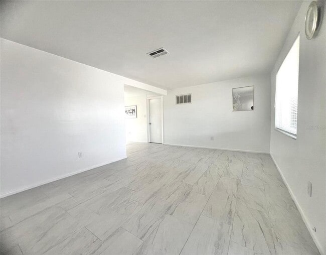 Building Photo - 4626 Taray Ln