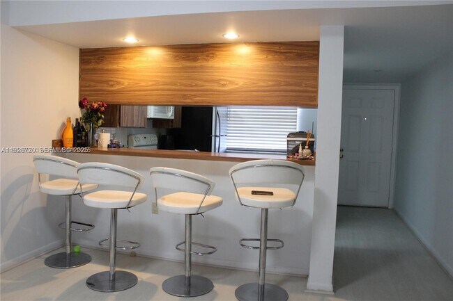 Building Photo - 3511 Village Blvd