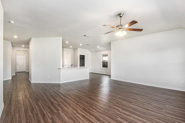 Building Photo - 4108 Spur Trail Dr