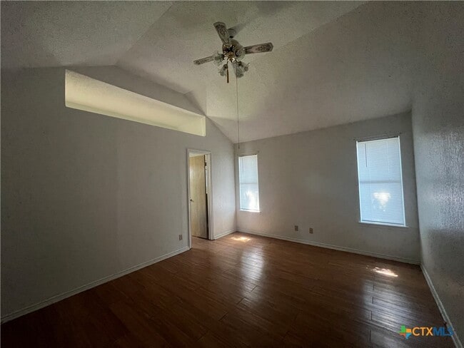 Building Photo - 4708 Bluestem Ln