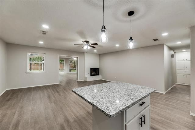 Building Photo - 1108 Springdale Rd