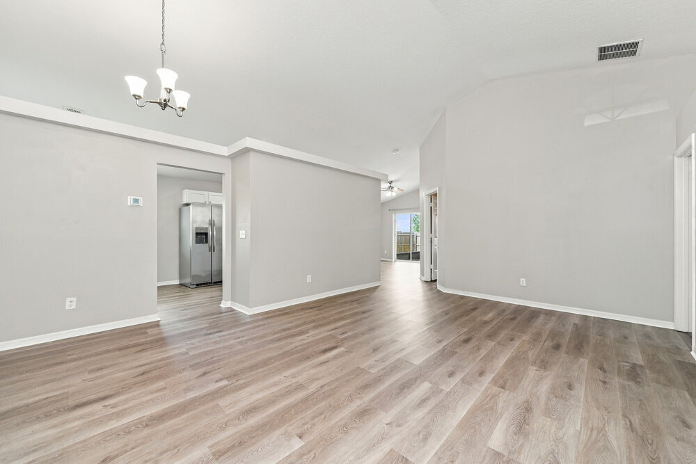 Building Photo - 3027 Eagle Crossing Dr