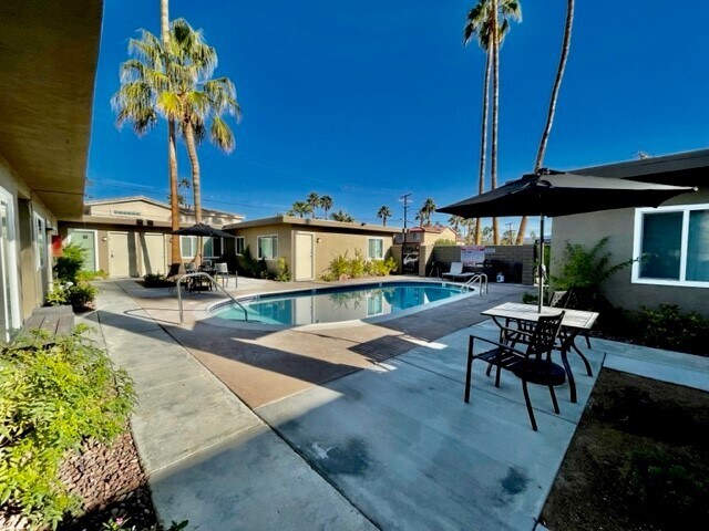 Building Photo - 45421 Sunset Ln