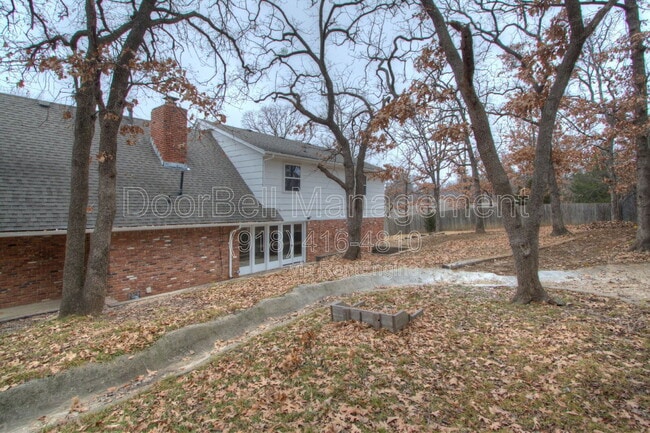 Building Photo - 7217 S Columbia Ave