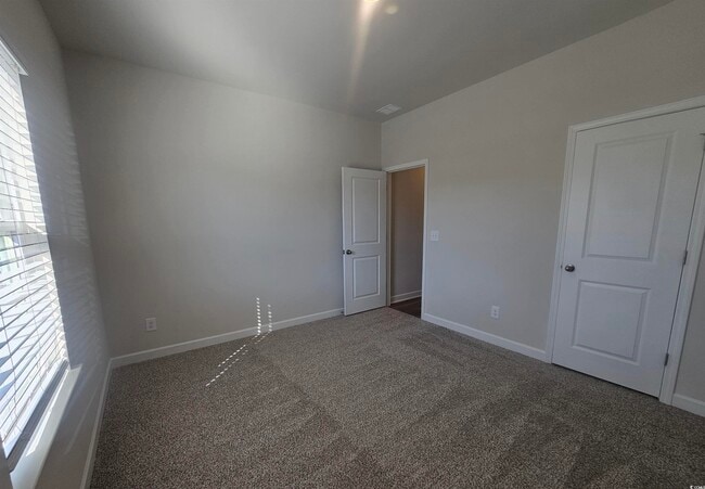 Building Photo - 315 Wades Way