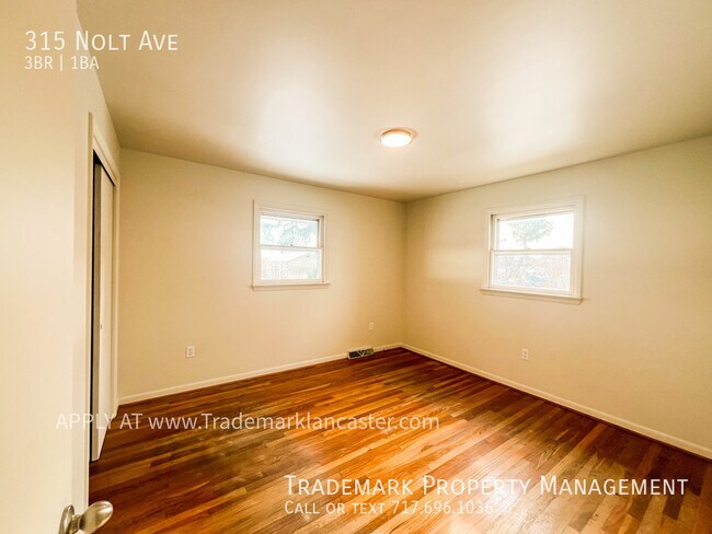 Building Photo - Nice 3 Bedroom Rancher