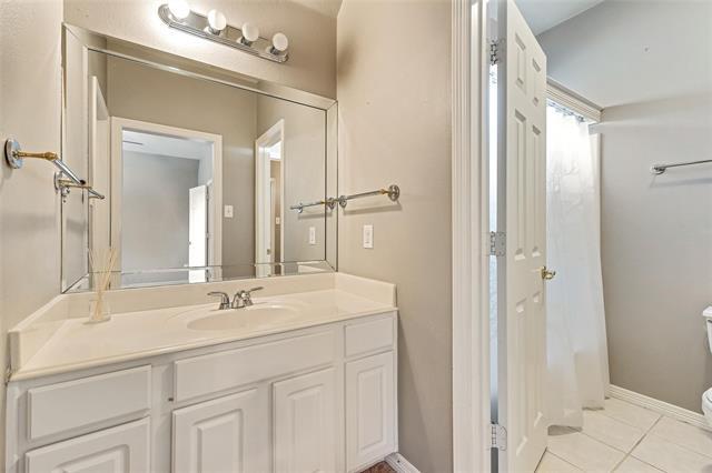 Building Photo - 5650 Travis Dr