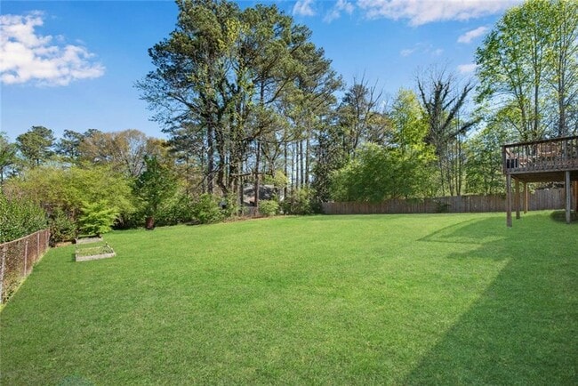 Building Photo - 3941 Forest Dr