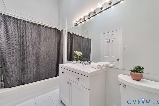 Building Photo - 2716 Schooner Ct
