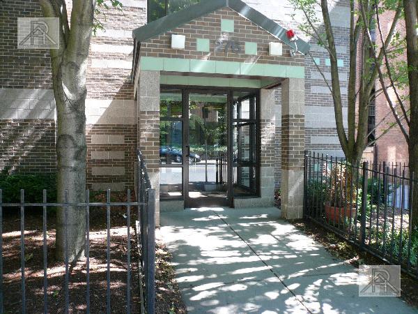 Building Photo - 276 Chestnut Hill Ave
