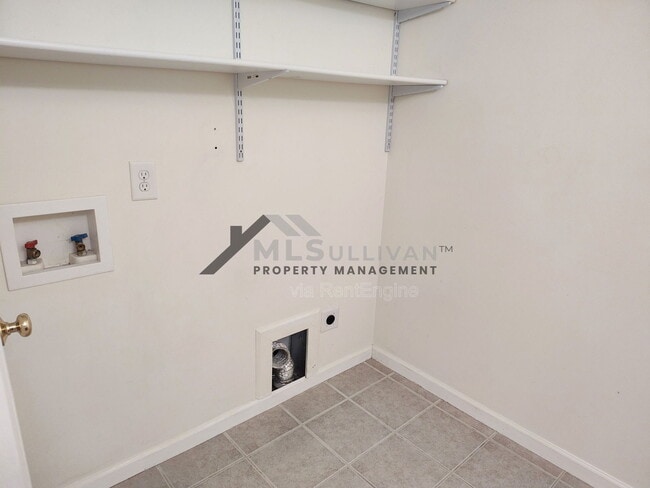 Building Photo - 500 Bison Trail