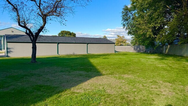 Building Photo - Upper 2-Bedroom | Brand New Updates & Heat Included!