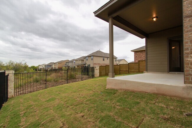 Building Photo - Newly Built 3 Bedroom, 2.5 Bath House in Round Rock's University Park Villas