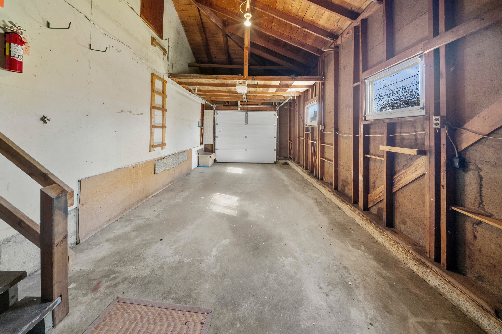 Attached garage - 2405 W 28th St