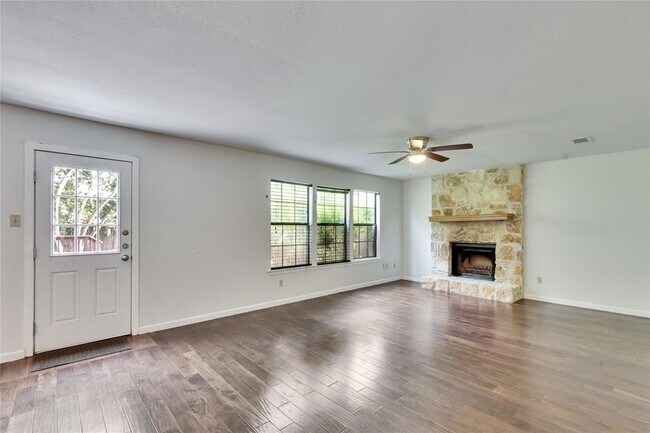 Building Photo - 7501 Gaines Mill Ln