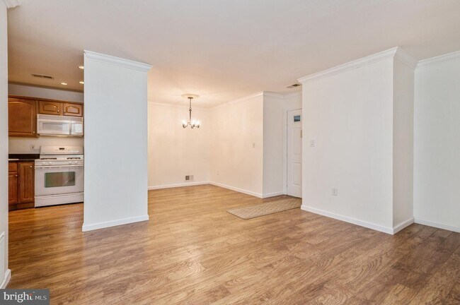 Building Photo - 101 Quince Ct