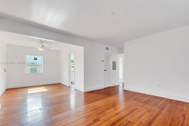 Building Photo - 7701 SW 55th Ave