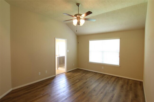 Building Photo - 3431 Lilac Ranch Dr