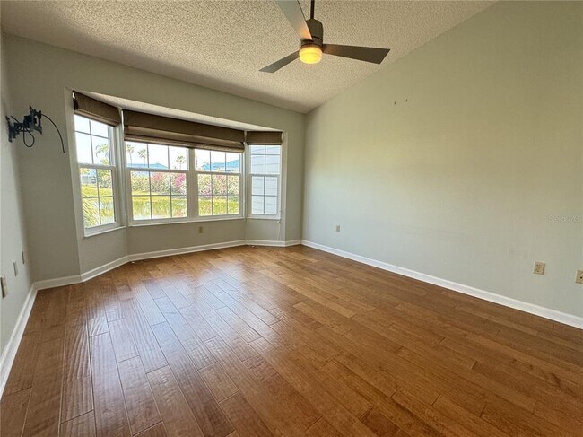 Building Photo - 1005 Pelican Ct