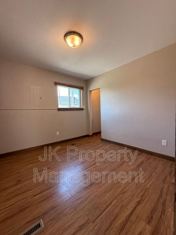 Building Photo - 3625 2nd Ave N