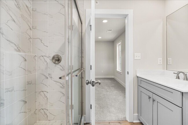 Building Photo - BRAND NEW TOWNHOME for LEASE