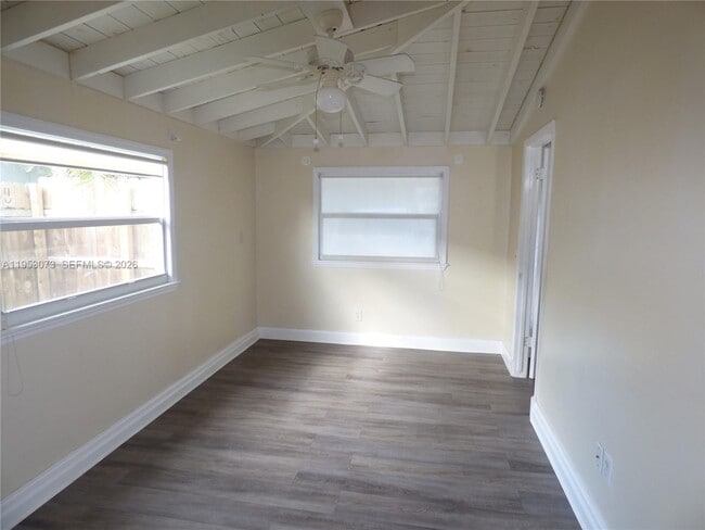 Building Photo - 2148 NE 182nd St