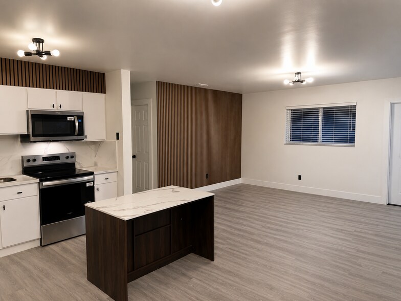 Building Photo - 2126 NW 47th Ter