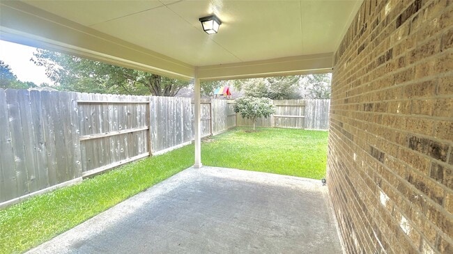 Building Photo - 5030 Birch Manor Ln