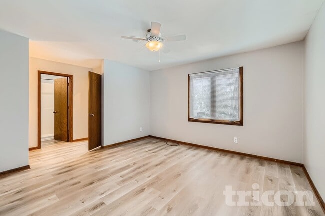 Building Photo - 19955 Chili Ave W