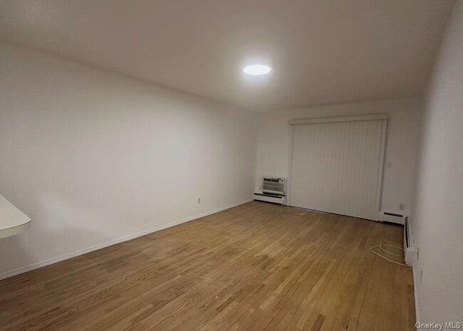 Building Photo - 205-32 Brian Crescent