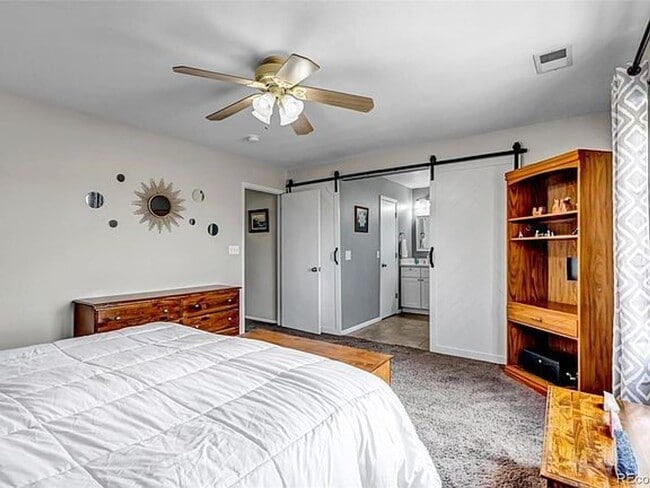 Building Photo - Beautiful home for rent Parker CO on corne...