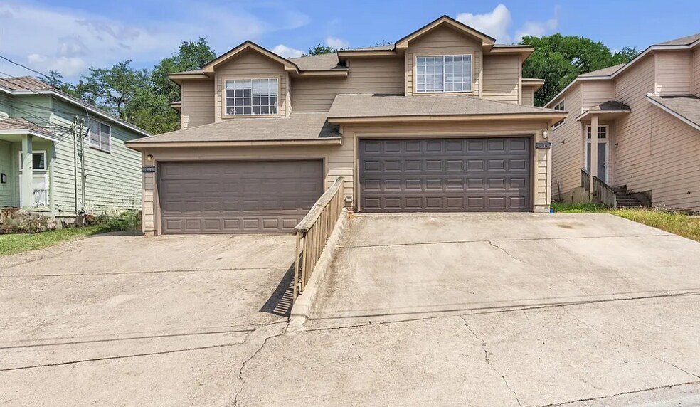 899 Sagewood Trl Front - 899 Sagewood Trl