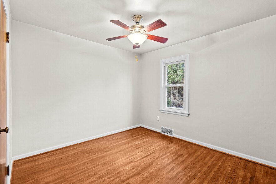 Building Photo - 511 Continental Blvd