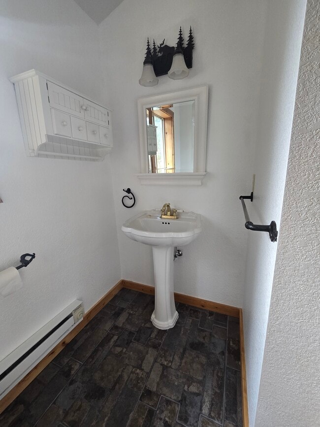 Building Photo - 789 Blackhawk Creek Dr