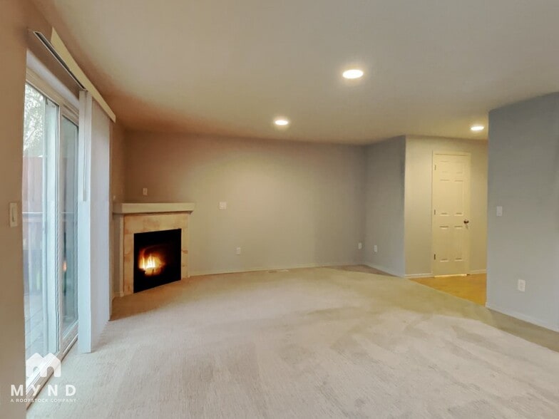 Building Photo - 8019 NE 38th Ave