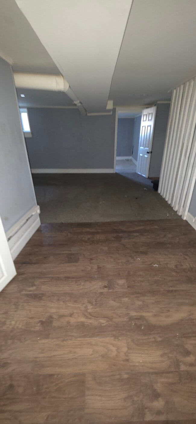 Building Photo - 2329 Windsor Ave